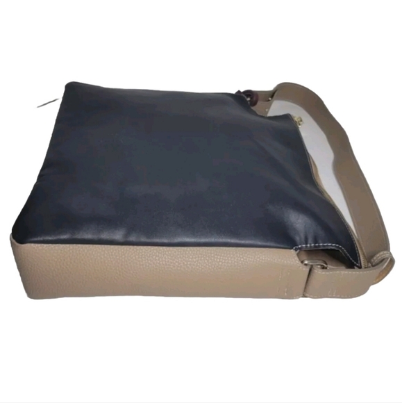 Sondra Roberts Squared Black & Tan Large Tassle Tote Shoulder Zip Designer Bag - Picture 8 of 11